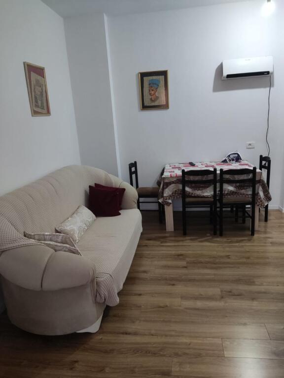 Rent, 1+1 Apartment, Porcelain, 350 Euro/ Month