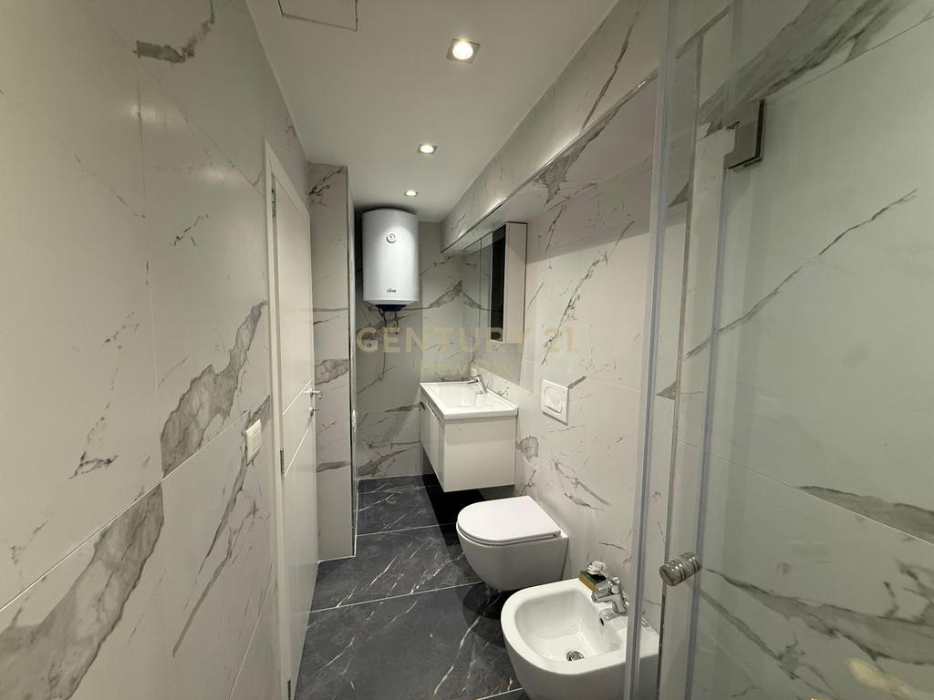 1+1 apartment for rent near the Blue Star shopping center, Durrës!