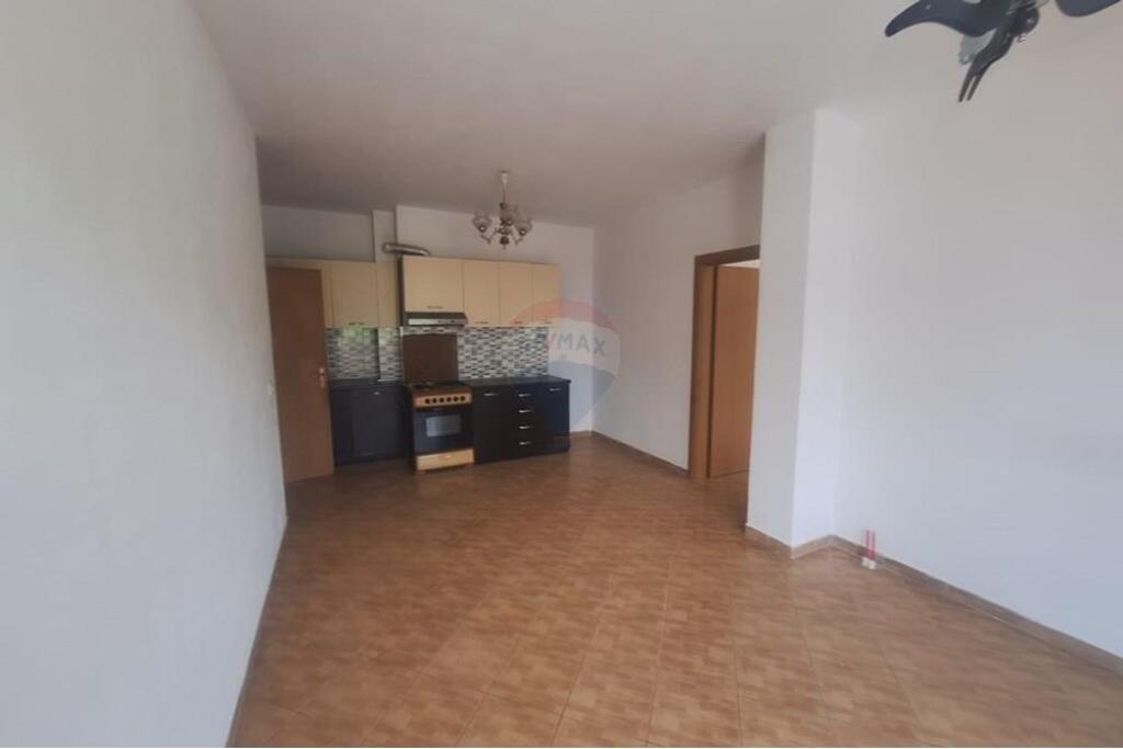 2+1 Apartment for Sale in Fresk
