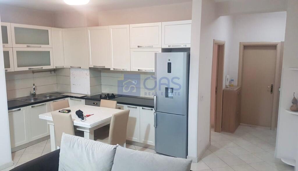 1+1 Apartment for sale in Yzberisht.