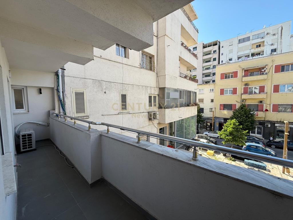 1+1 apartment for rent near the Blue Star shopping center, Durrës!