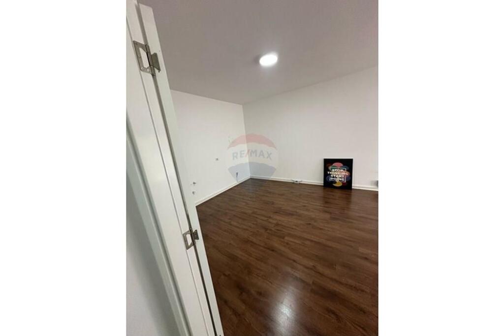 Office for rent near the Pediatrics.