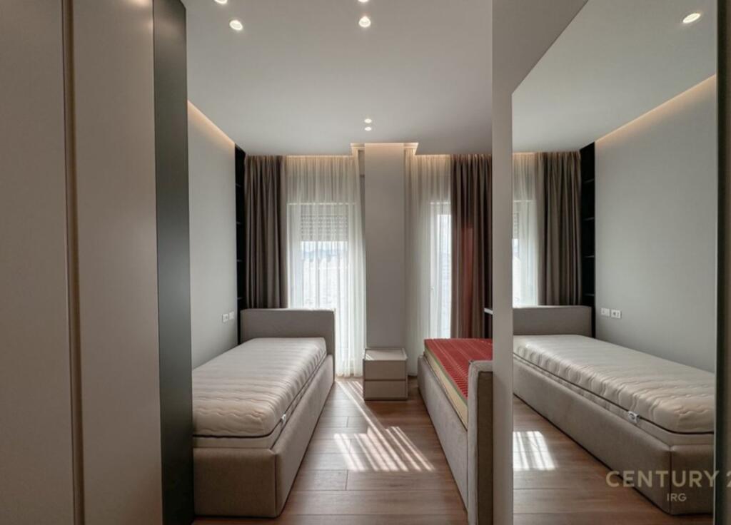 ✨ 2+1 APARTMENT FOR RENT – ZOGU I ZI, “FOLEJA E GJELBËR” COMPLEX