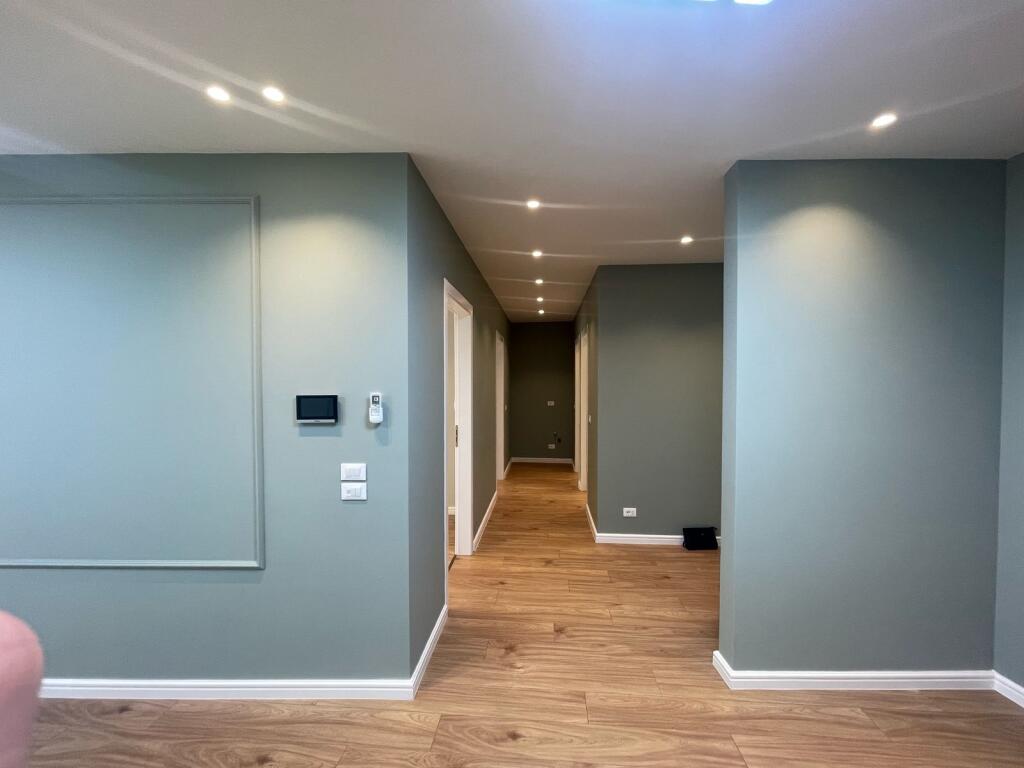 Jepet me qira zyre 2+1 tek Lake View Residence