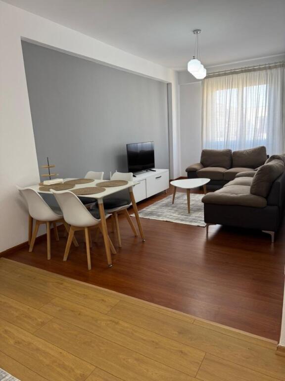 A 2+1 apartment is available for rent at the Star complex, Ndre Mjeda.