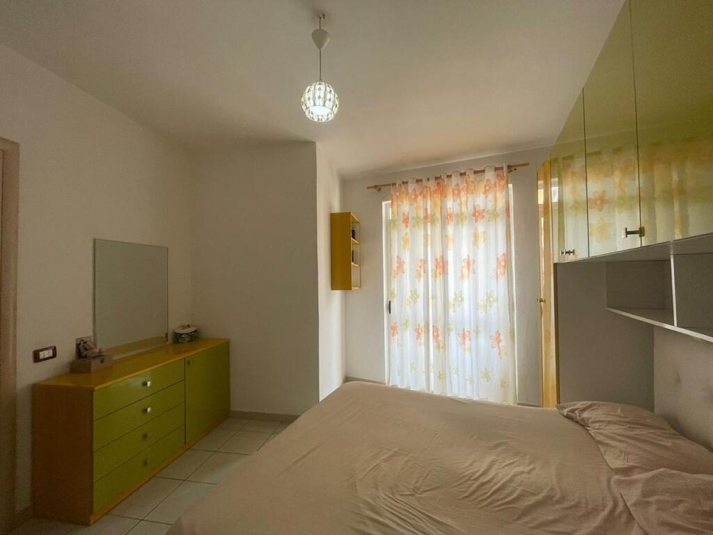Apartamen 1+1 me qira ne Astir