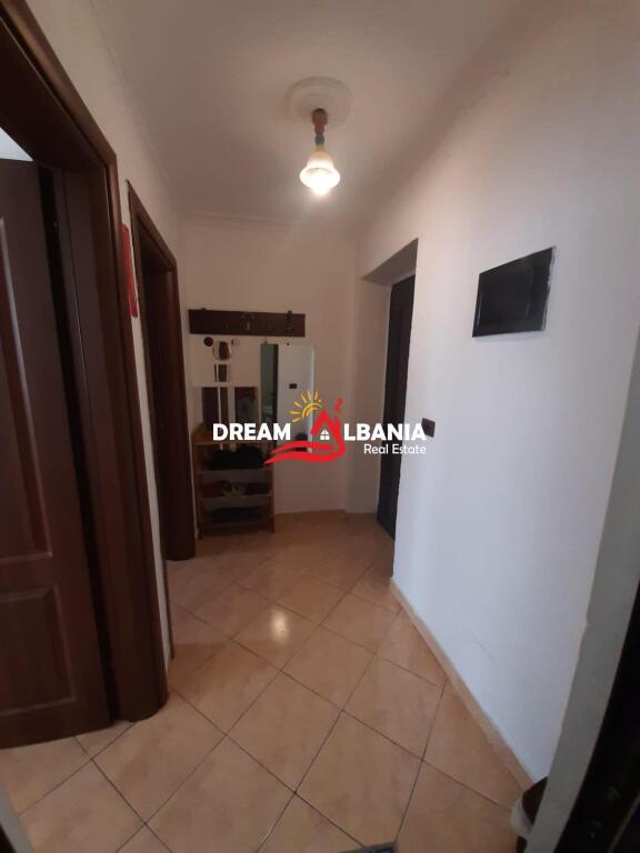 Jepet me qera apartament 2+1 prane Pediatrise, Rr. KONGRESI I MANASTIRIT (ID 4229434)