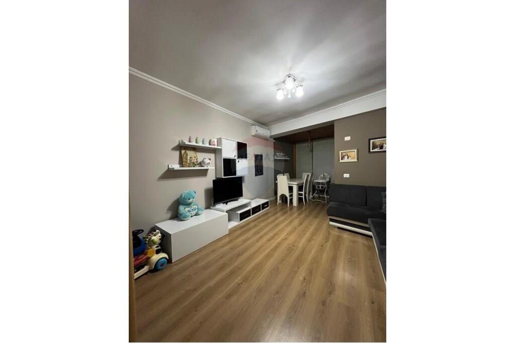 Apartament 2+1 per qira tek Kompleksi Fratari