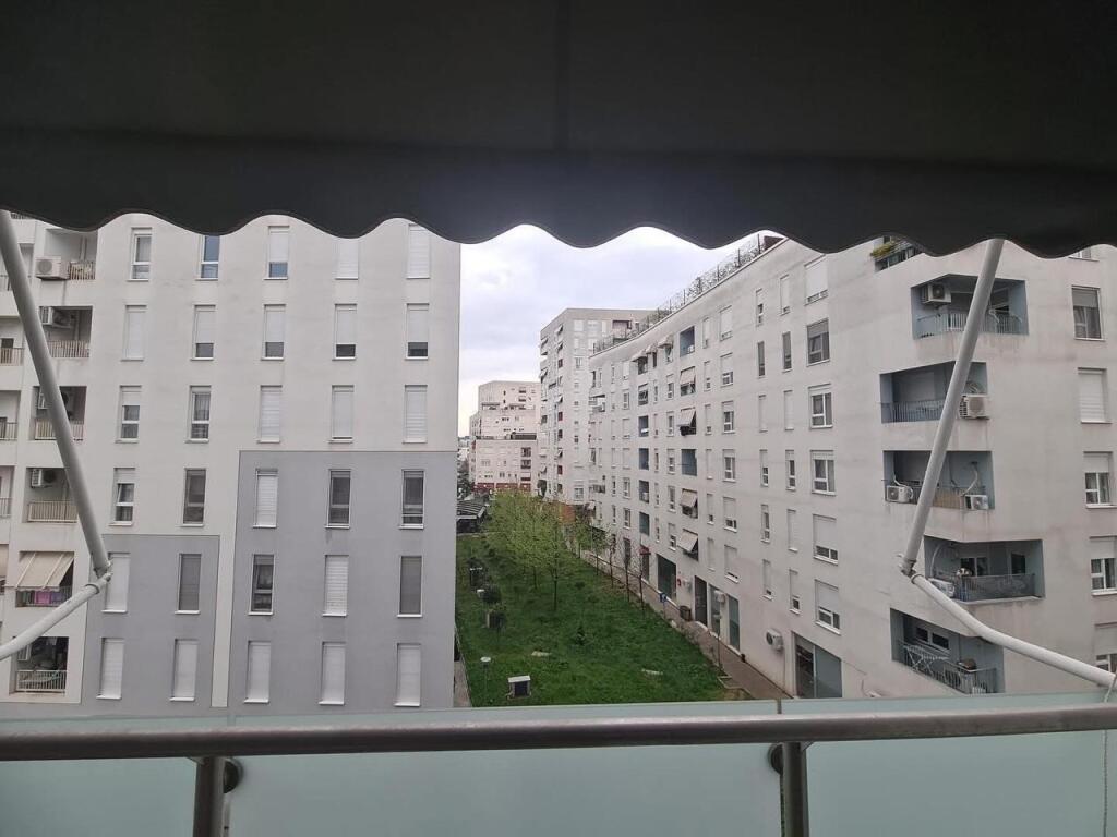 Apartament per Qera