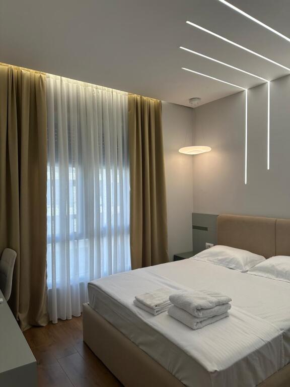 2+1+2 apartment + parking space for rent