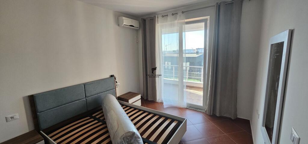 APARTMENT FOR RENT 1+1 TRAIN STATION 52,000 LEK