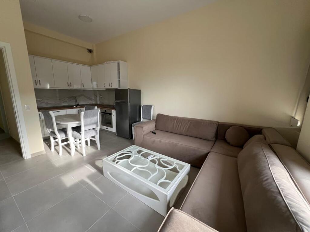 Apartament 2+1+2 per qira, Kompleksi Mangalem - Ali Demi