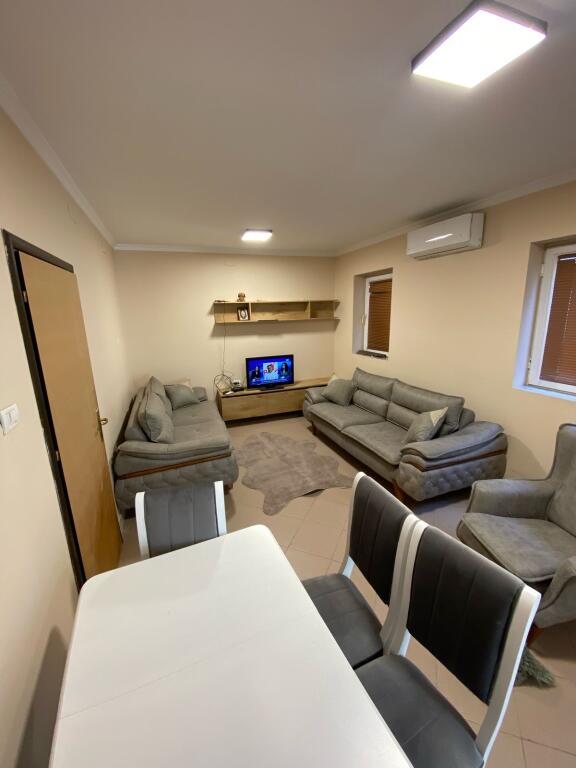 Qera apartament 2+1 📍Senatoriumi i Ri, Sauk