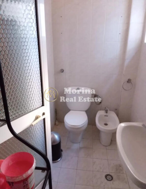 Rent, 2+1 Apartment, Ferit Xhajko Street, 400 euros/month