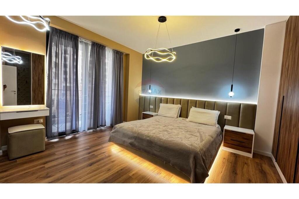 2+1 apartment for sale at Fusha Aviacionit!