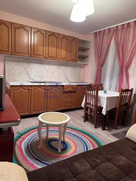 A 1+1 apartment is for rent in Myslym Shyr.