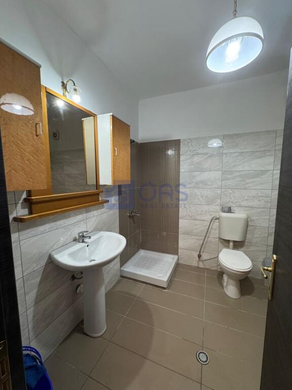 A 2+1 apartment is available in Astir.
