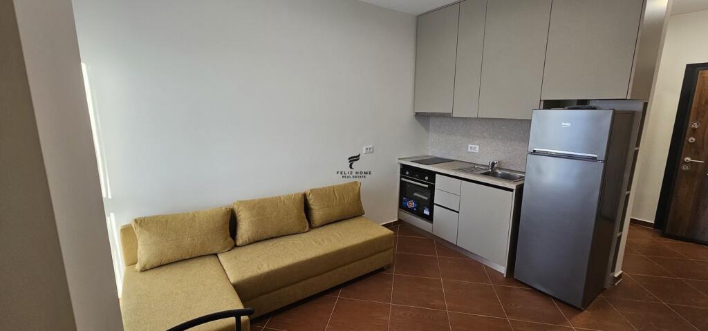 APARTMENT FOR RENT 1+1 TRAIN STATION 52,000 LEK