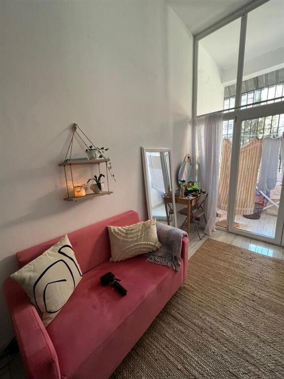 Duplex in vendita in via 5 Maggio, Tirana (78.000 euro)