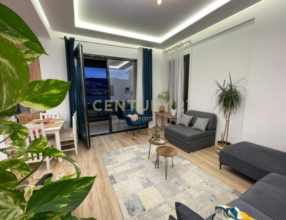✨ 2+1+2 APARTMENT WITH PARKING SPACE FOR RENT – KOSOVARËVE STREET