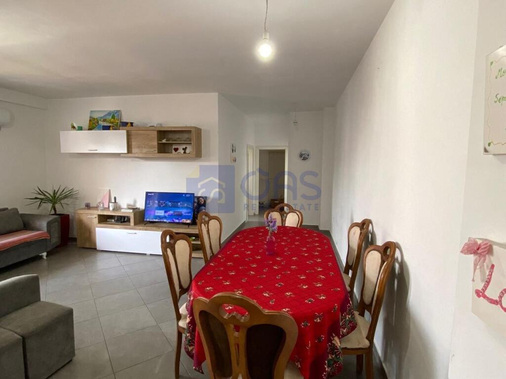 Apartment 2+1+2 for rent - new building in Shkoze 370 euros