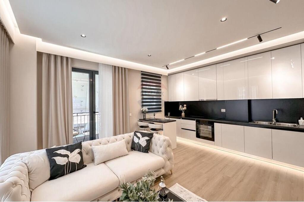 2+1 apartment for sale in Pazari i Ri