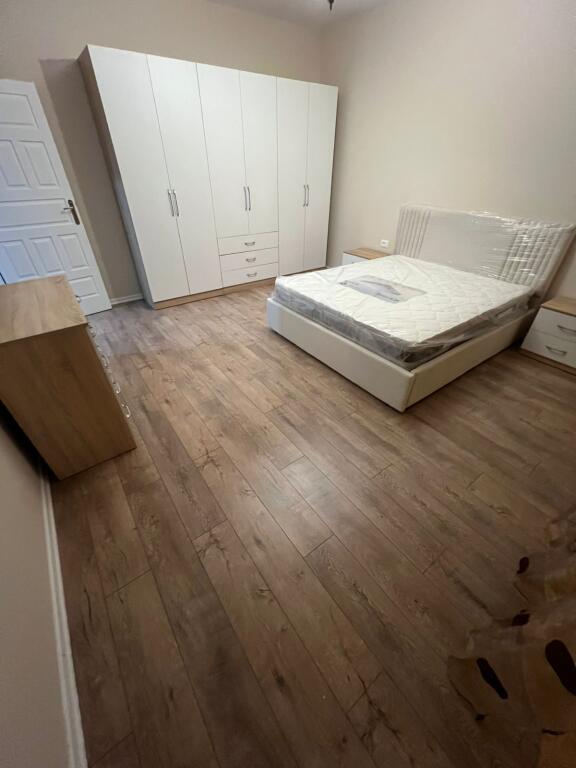 An apartment 1+1 is for rent at 5 Maji.