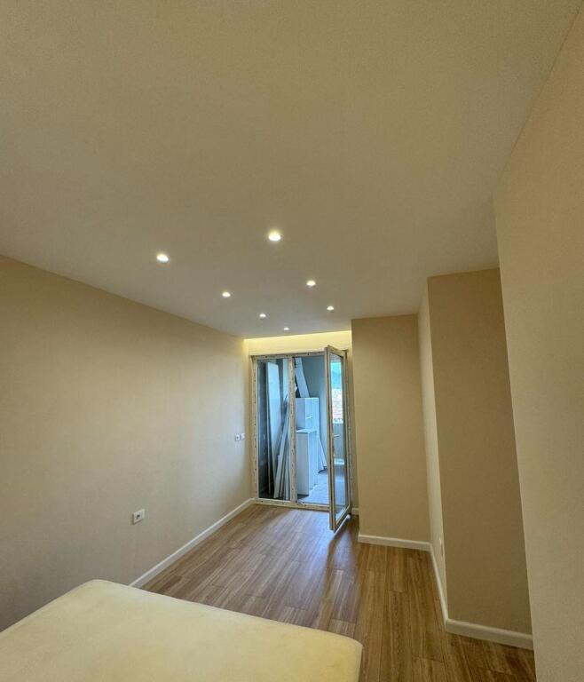 Shitet apartment 2+1 tek Tirana Golden Park , perballe Amerikan 3