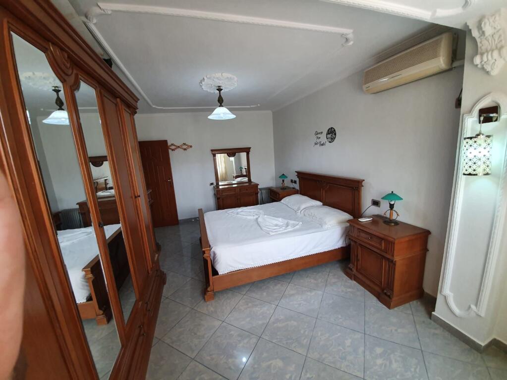 A 1+1 apartment is for rent in Myslym Shyri.