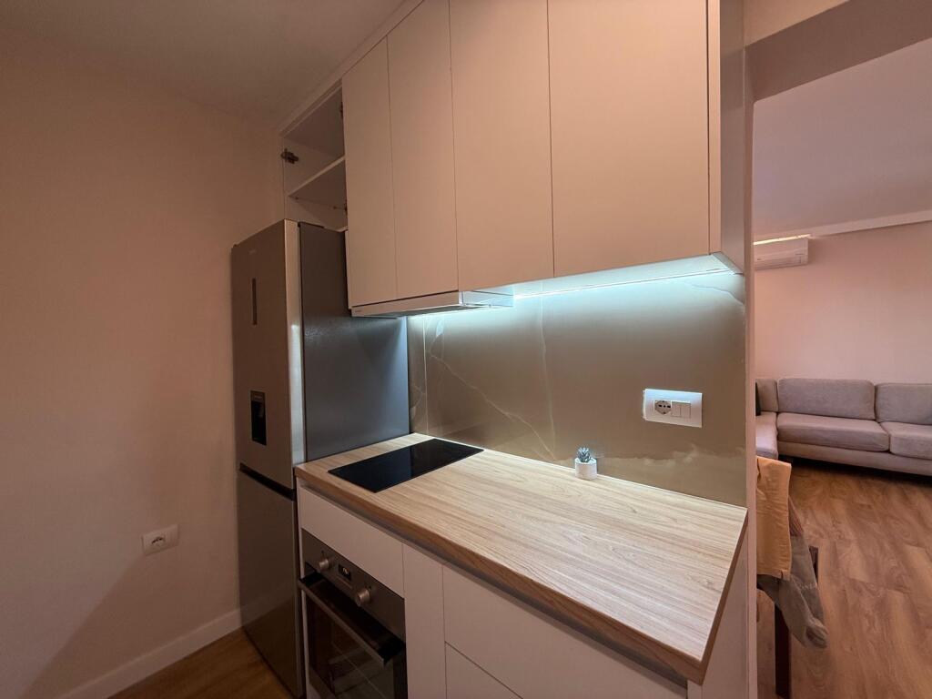 Affittasi appartamento 1+1 in Via Mine Peza