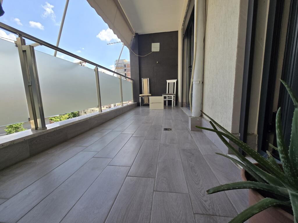 Apartament 2+1 per shitje prane kompleksit Alba