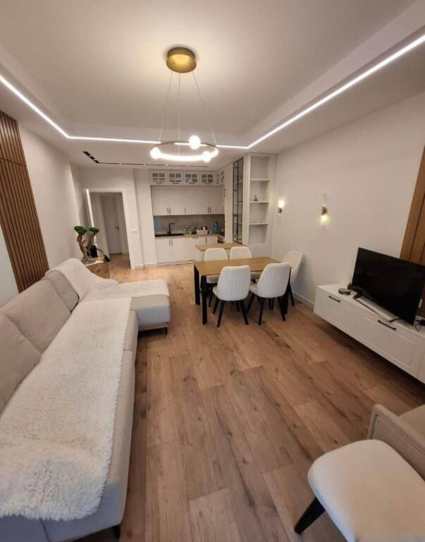 For sale Super 2+1+2 for 225,000 euros! 📍Erli Residence. Opposite UET. PORCELAIN