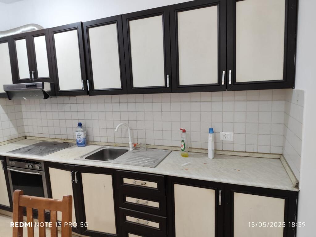 2+1 apartment for rent at Fusha e Aviacionit