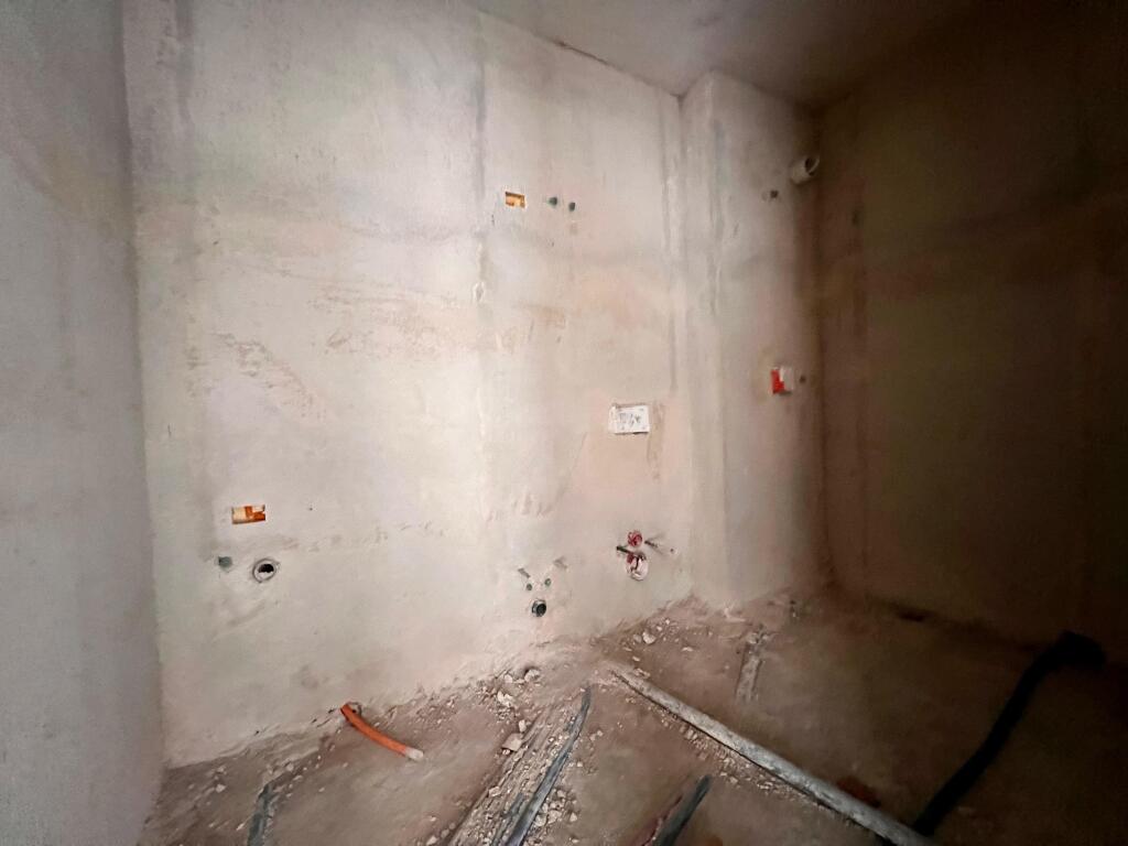 For sale, Apartment under construction 1+1 with balcony, "Tirana Entry 2".