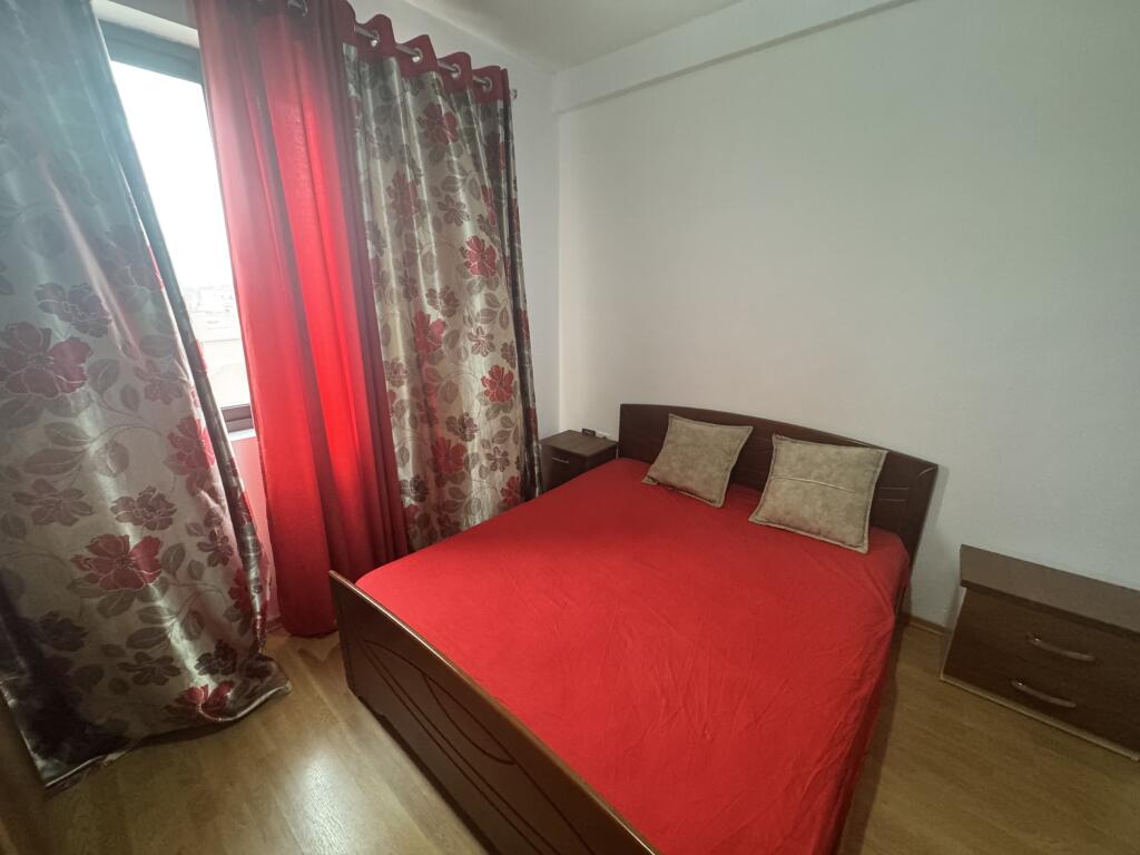 1+1 apartment for rent, 80 m2 at Vila Goldi on Rr. E Dibres.