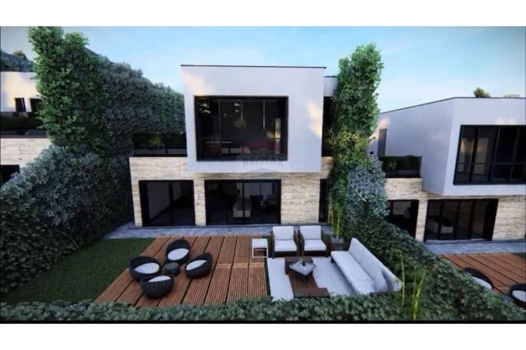 Villa in affitto, Ali Demi!