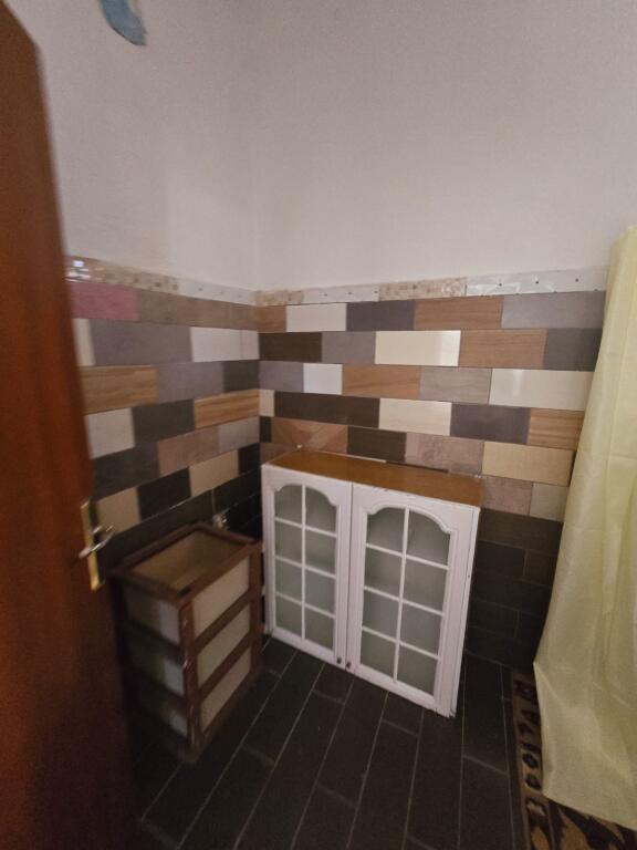 THE FIRST FLOOR OF A PRIVATE VILLA IN KENETE DURRES IS FOR RENT.