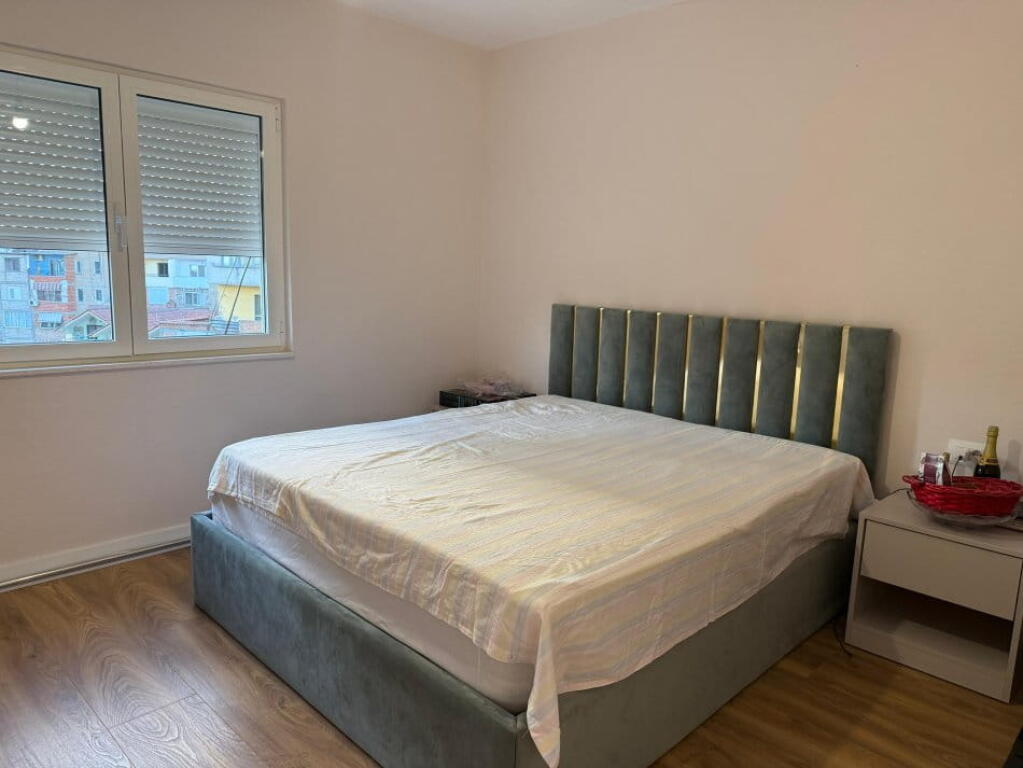 Appartamento in affitto 1+1 in Mine Peza (ID B211339) Tirana