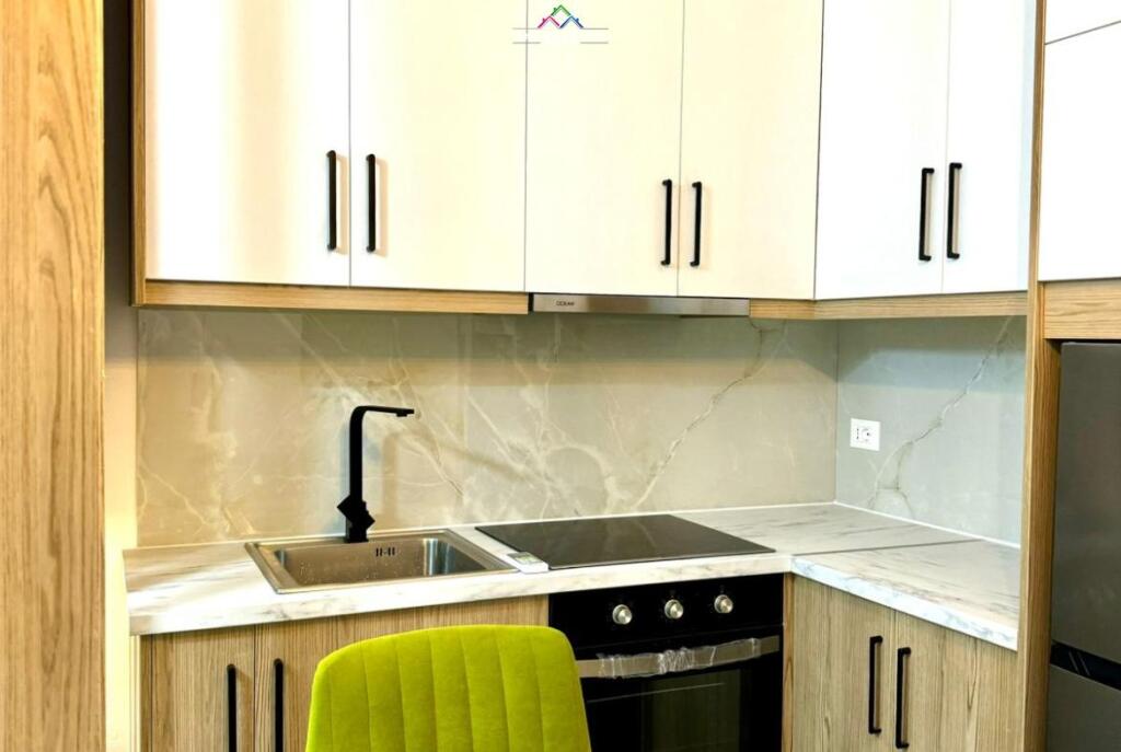 Studio for rent near the Paris Commune (ID BG74) Tirana