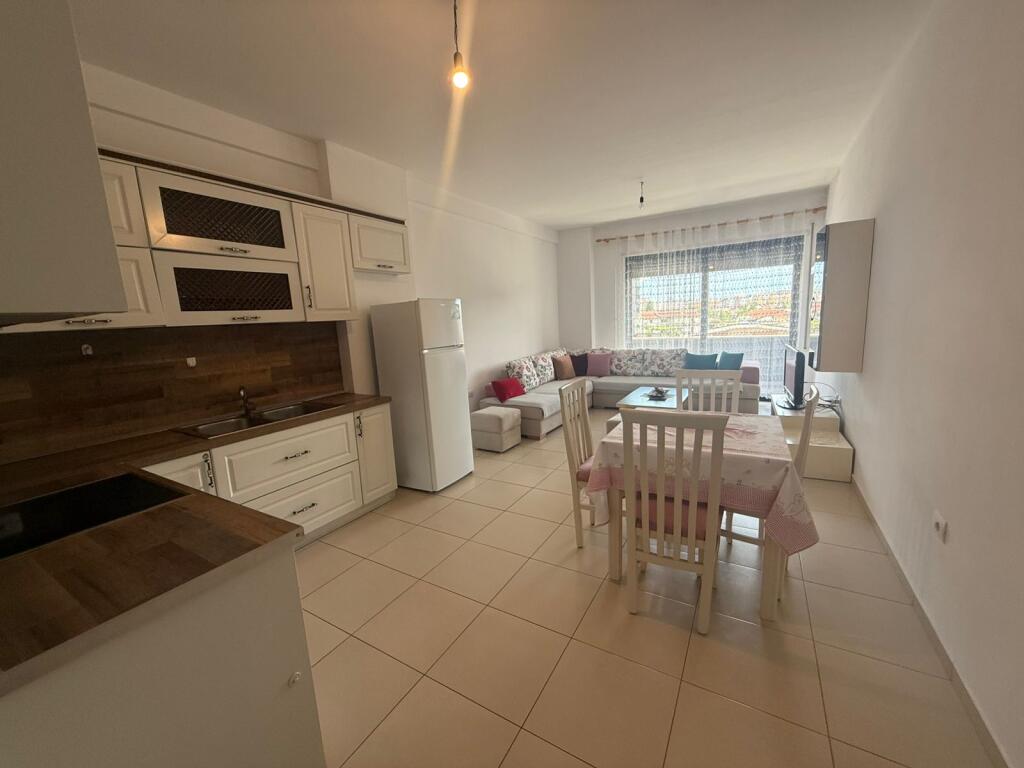 Apartament 2+1+2 me qira ne Astir