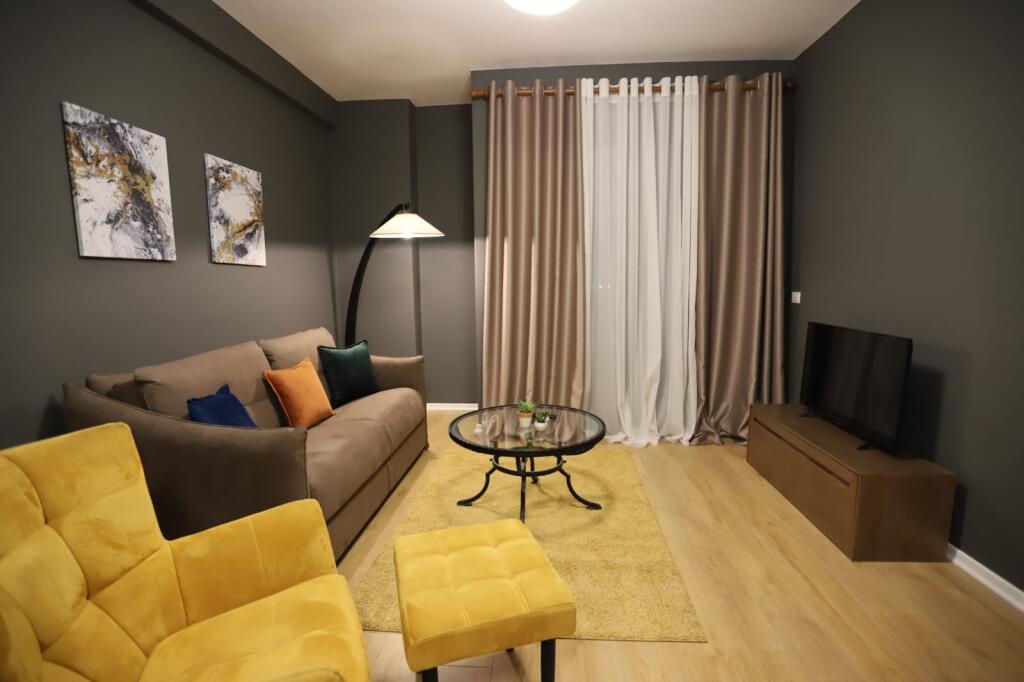 Apartament 1+1 me qira tek 21 dhjetori