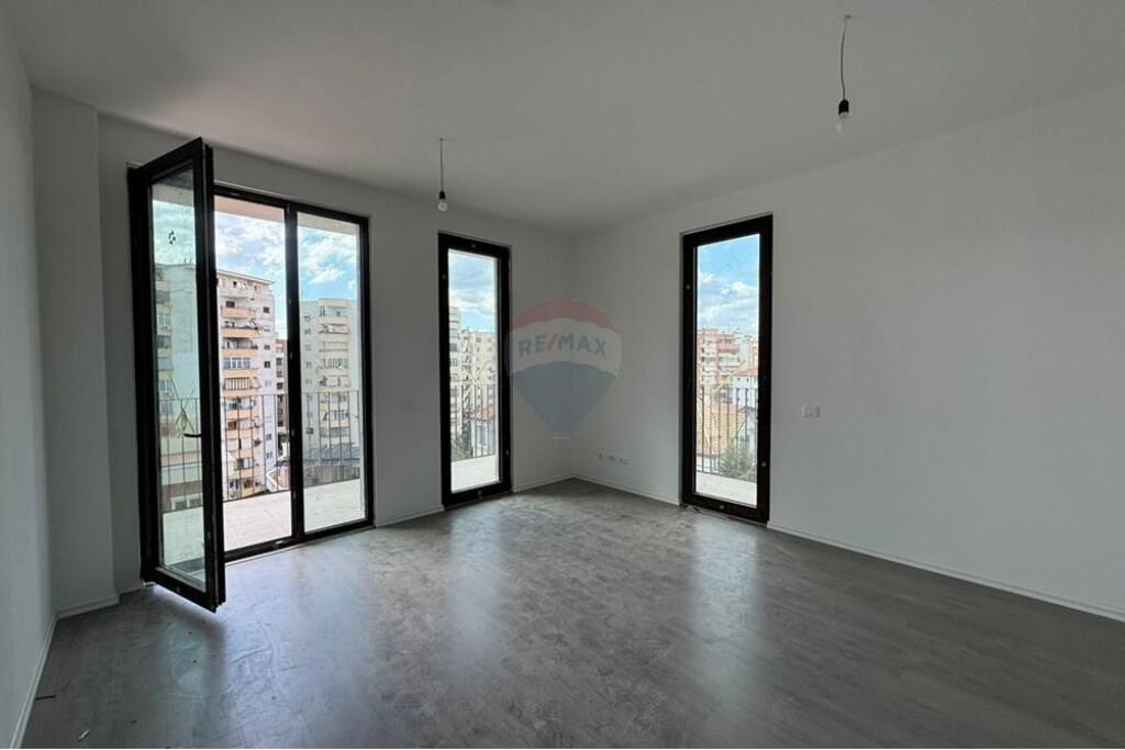 1+1 APARTMENT FOR SALE AT ALTANA RESIDENCE!