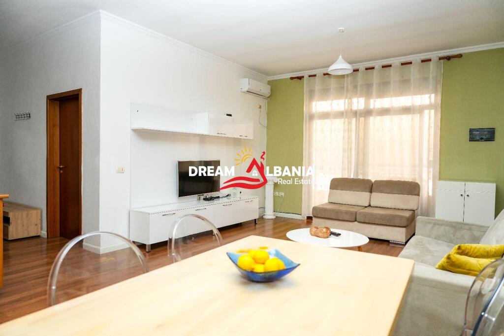 1+1 apartment for rent on Zogu i I Boulevard, near the Ministry of Justice (ID 4219382)