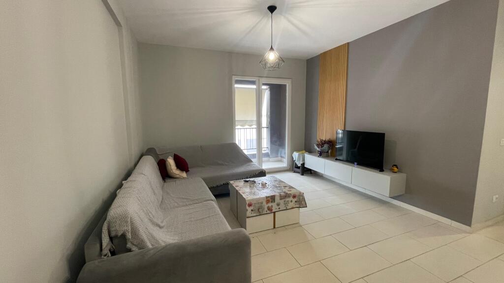 Qera, Apartament 2+1, 5 Maj , 600 euro/muaj