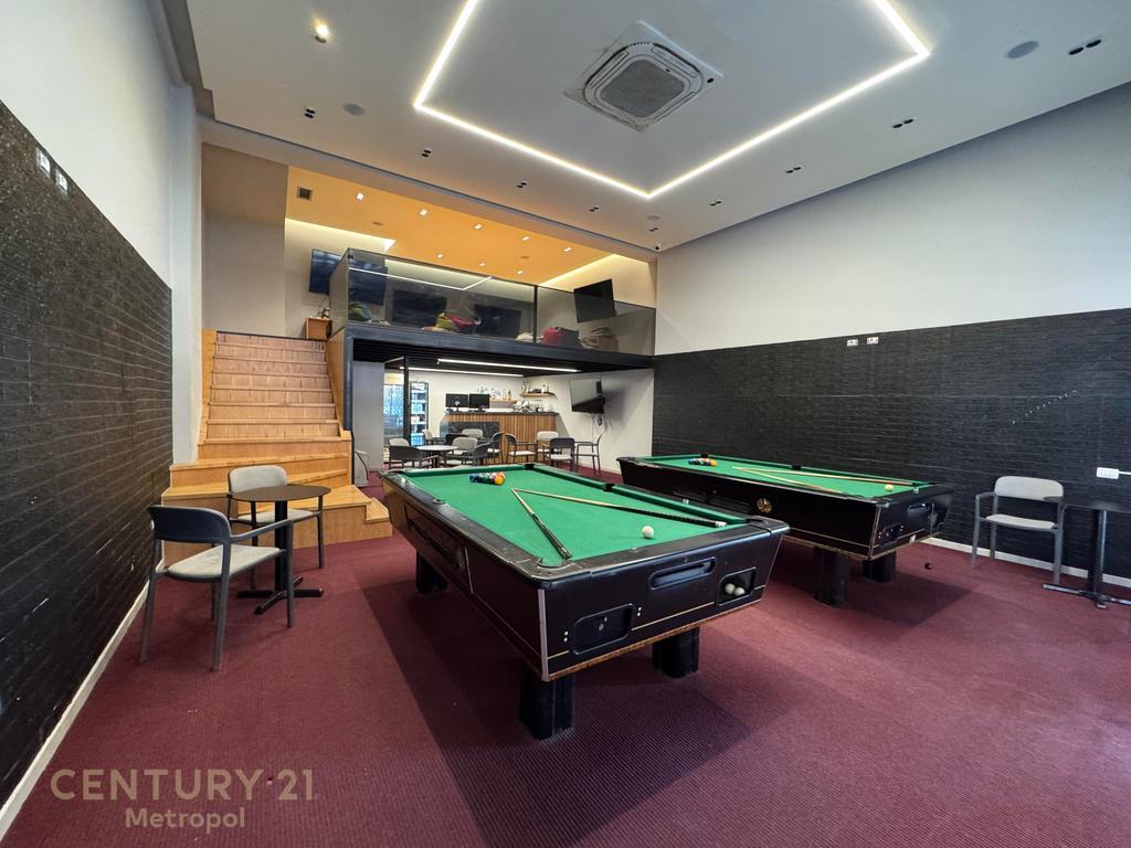 Shitet Biznes Aktiv – Bar Kafe , Bilardo dhe Lojëra Elektronike – Zona 5 Maji, Tiranë