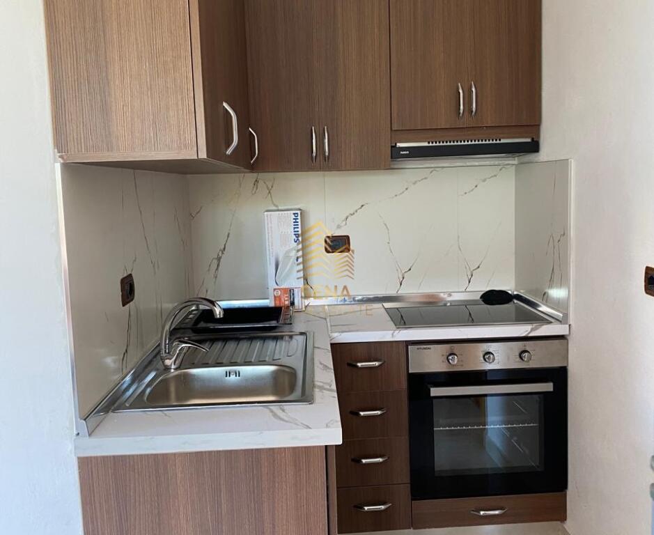 Qira, Apartament 2+1, Sanatarium, 300 Euro/muaj-0692096050
