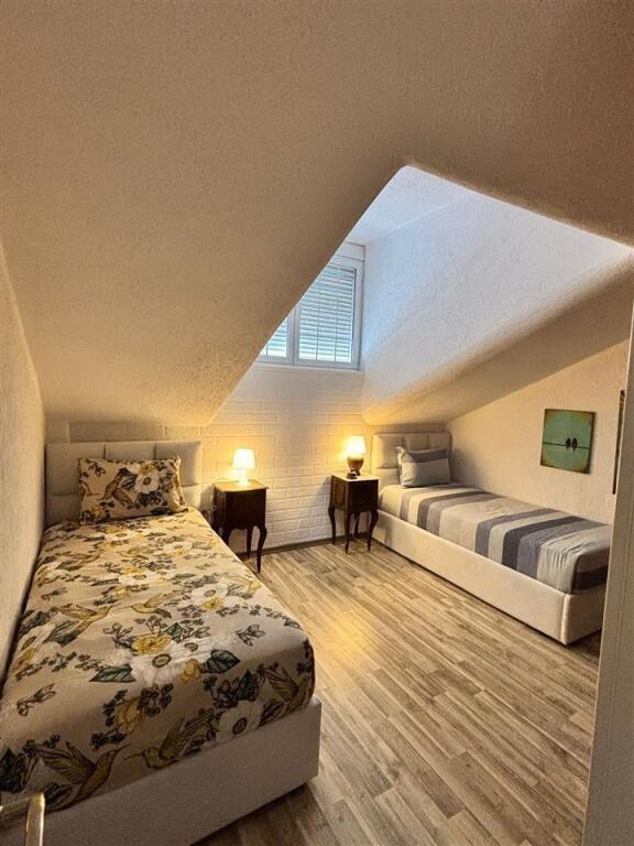 APARTMENT 2+1 FOR RENT 800 EURO KARL GEGA CENTER