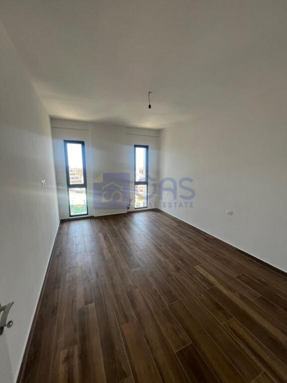 Apartment 2+1+2 for rent near Pharmacy 10 (Arlis Complex) 500 euros.