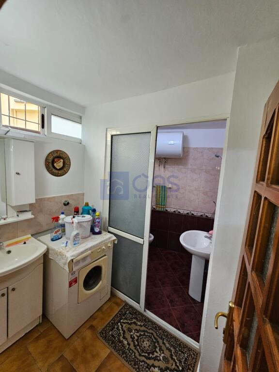A 2+1 apartment is available in Myslym Shyr for 500 euros.