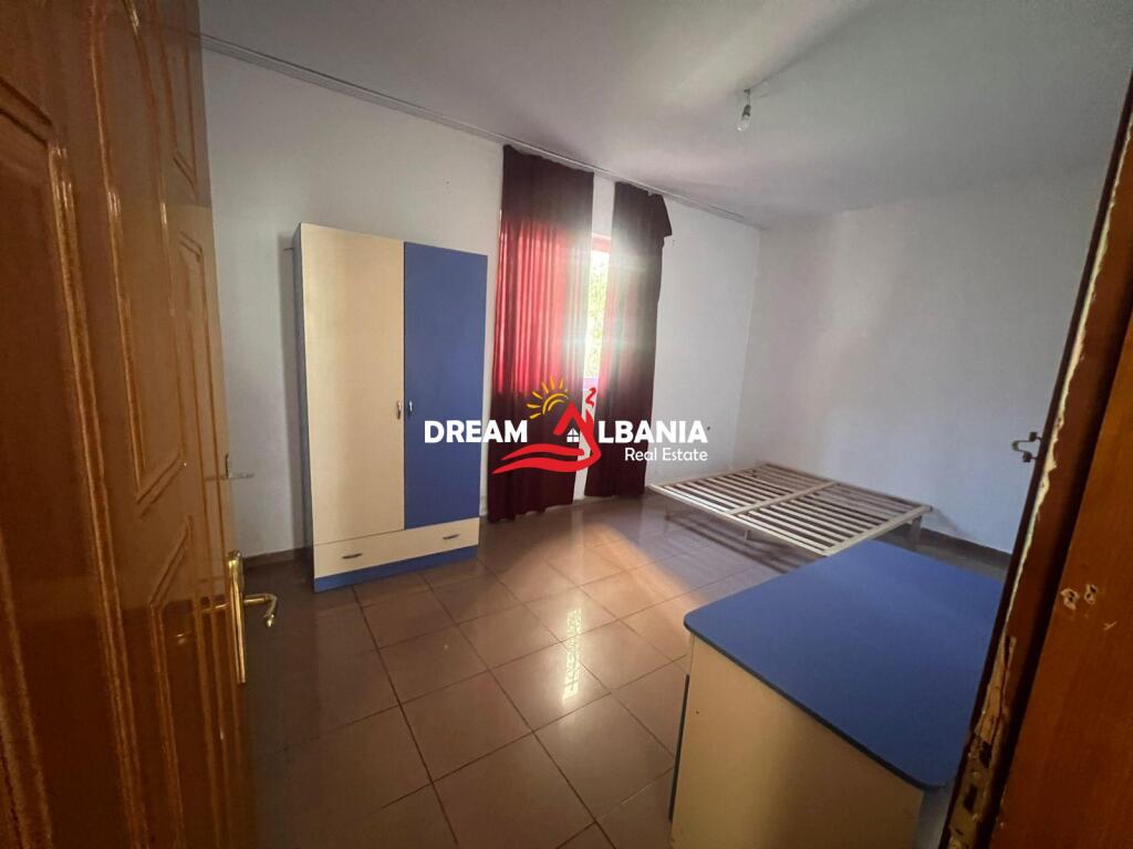Three-story villa for rent on Kajreman Ylli Street – Kinostudio (ID 4251394)